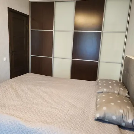 Metsa Tanava Kolmene Apartment