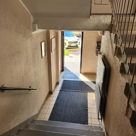 Metsa Tanava Kolmene Apartment Parnu