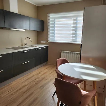 Metsa Tanava Kolmene Apartment